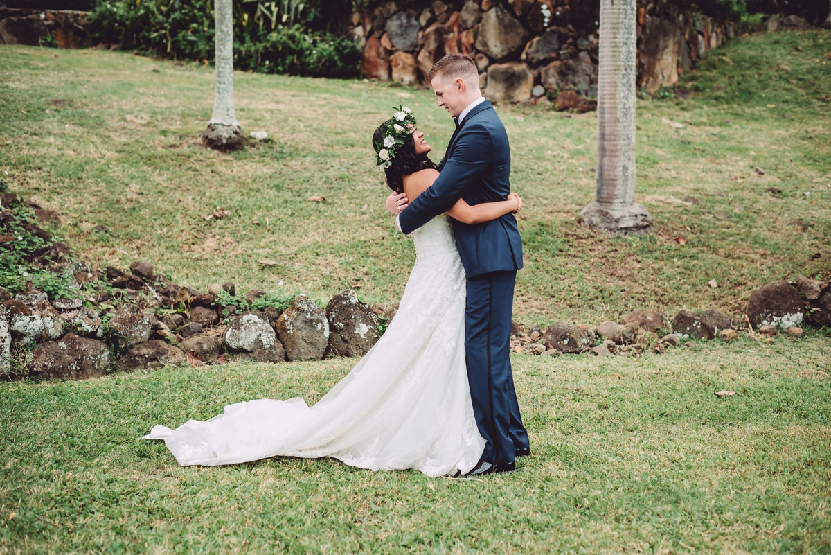 What to Expect from a Hawaii Wedding Photographer